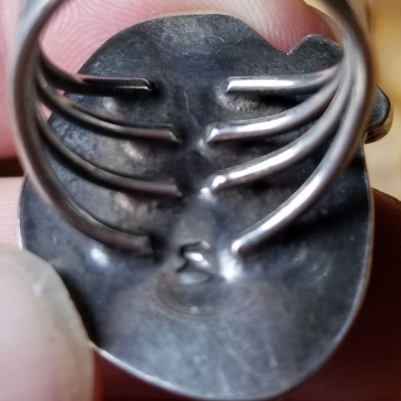 Carved Turquoise Navajo Ring - Picture 7 of 7